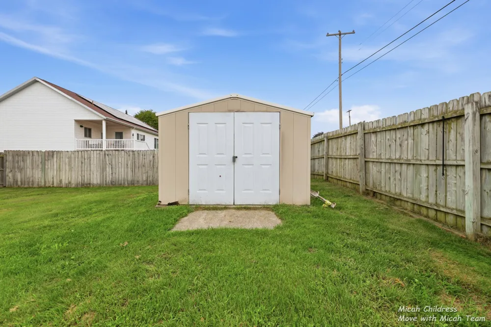2700 Cape Coral Drive SW Wyoming City, MI 49418