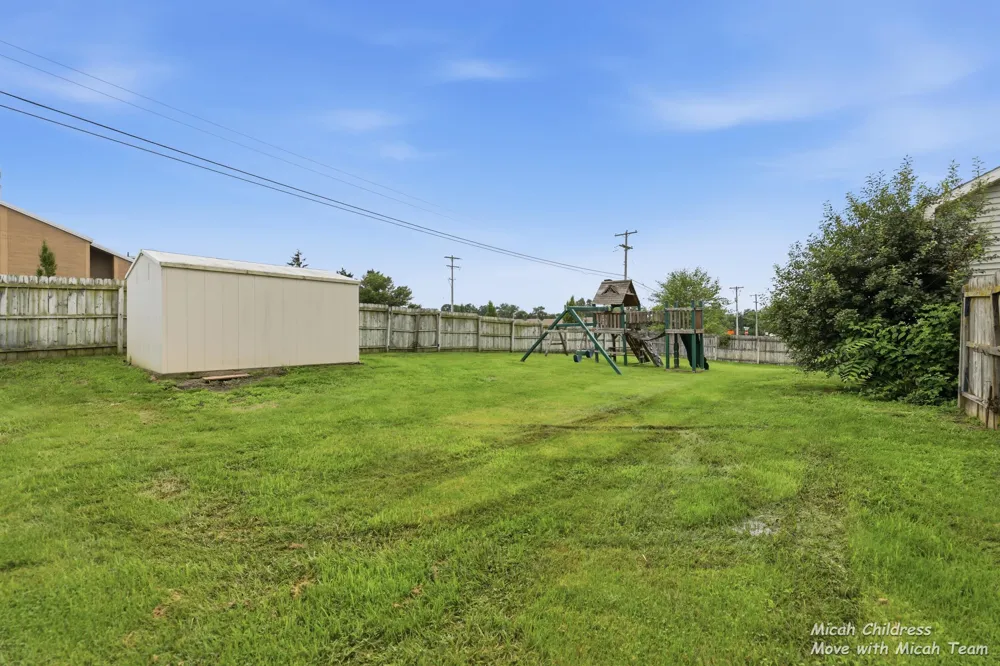 2700 Cape Coral Drive SW Wyoming City, MI 49418