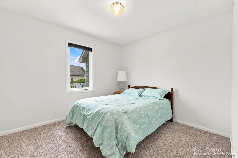 2700 Cape Coral Drive SW Wyoming City, MI 49418
