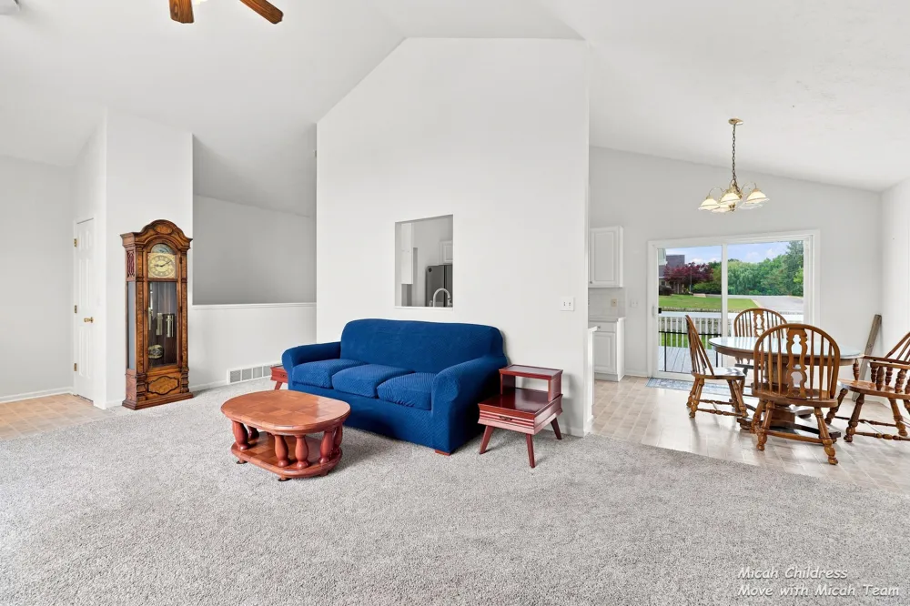 2700 Cape Coral Drive SW Wyoming City, MI 49418