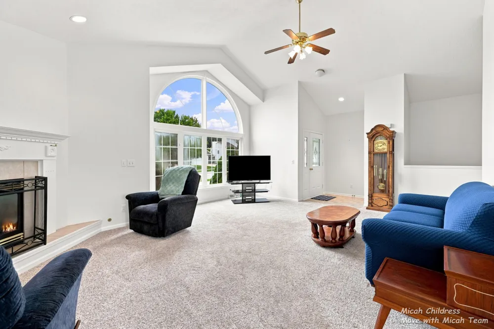 2700 Cape Coral Drive SW Wyoming City, MI 49418