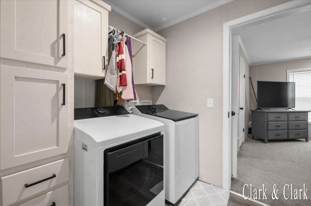 1760 Veronica Street SE Lowell City, MI 49331