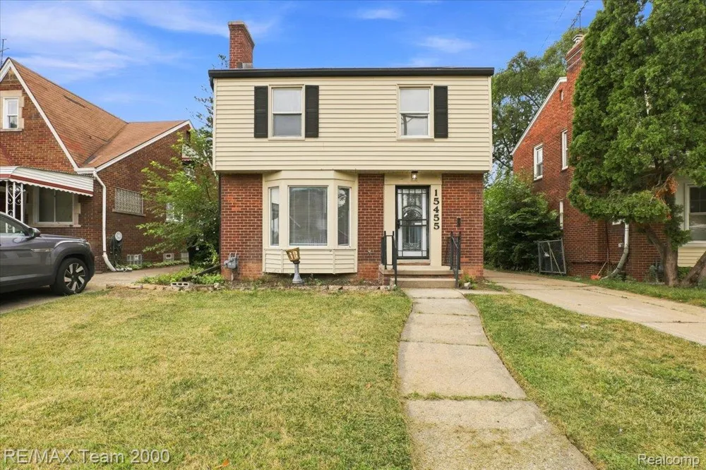 15455 Mapleridge Street Detroit City, MI 48205
