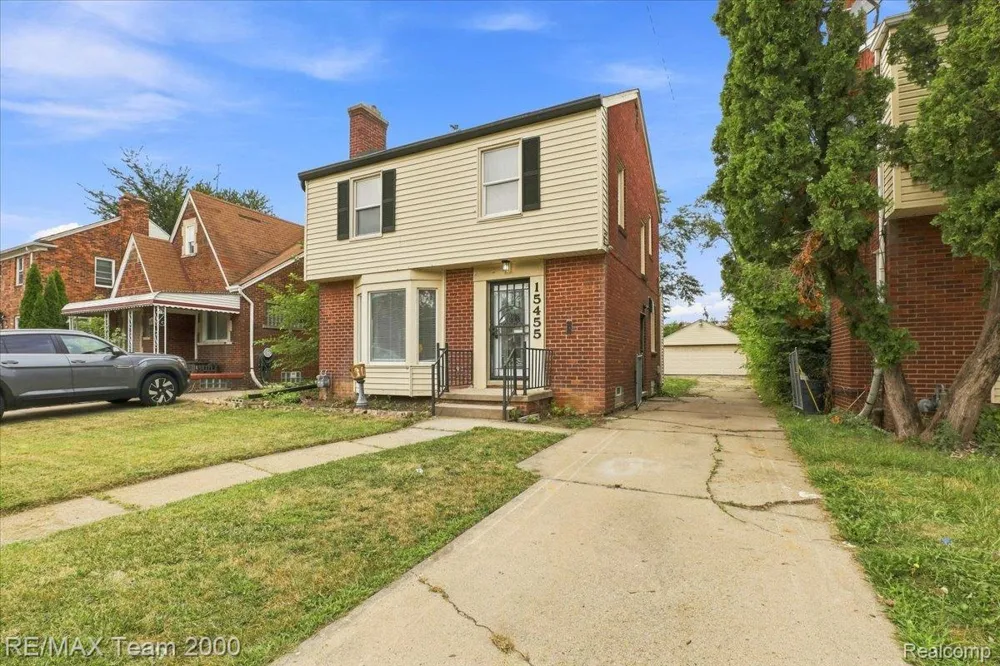 15455 Mapleridge Street Detroit City, MI 48205