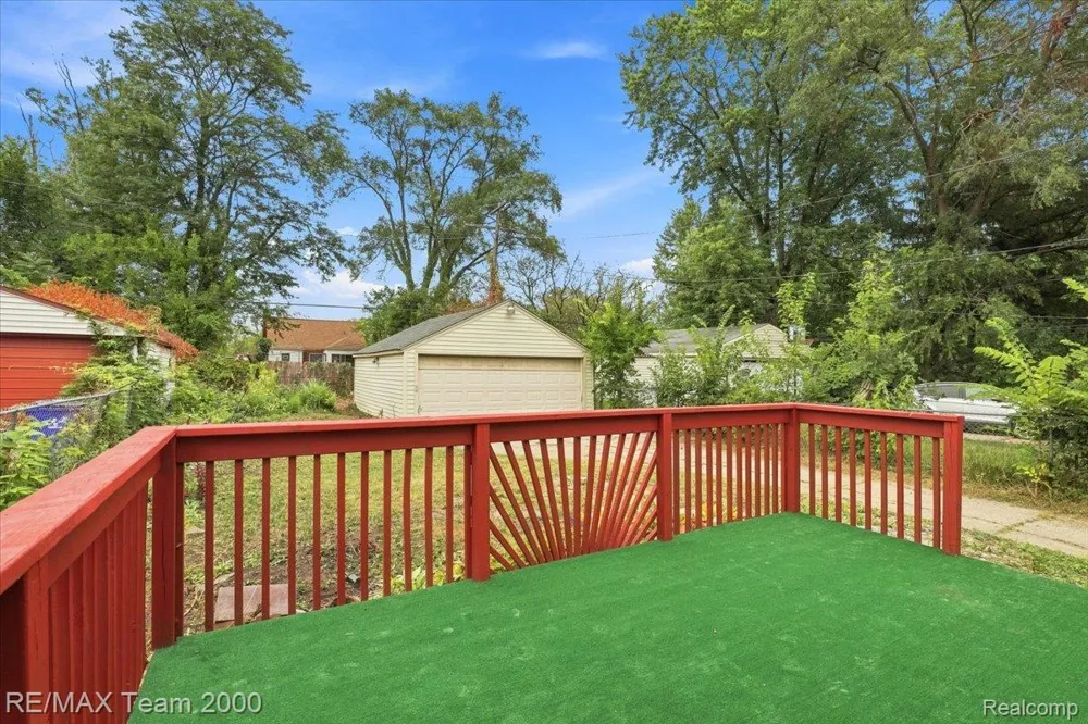 15455 Mapleridge Street Detroit City, MI 48205