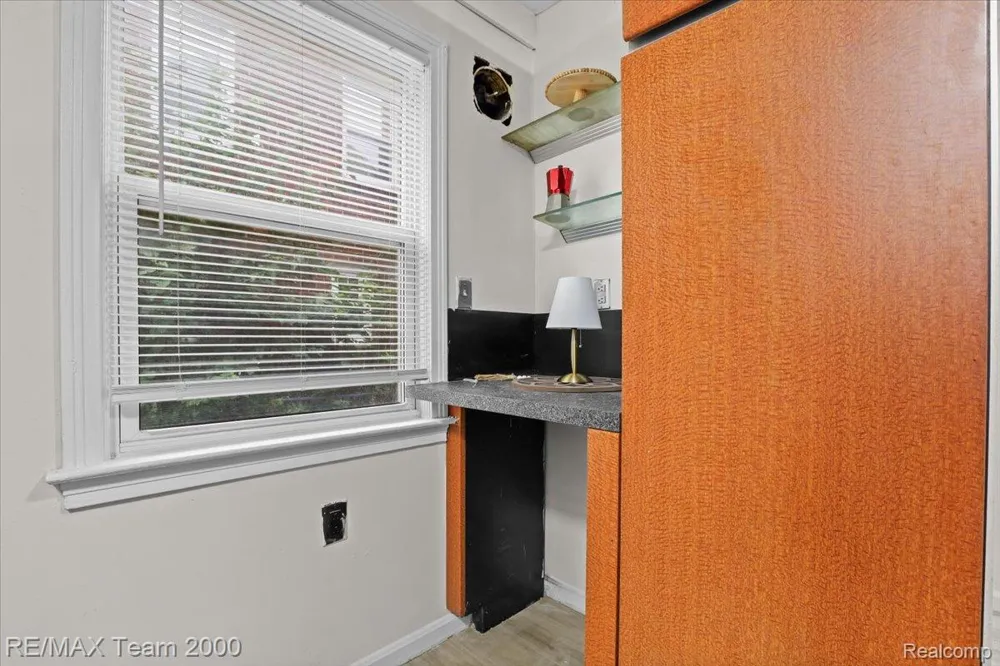 15455 Mapleridge Street Detroit City, MI 48205