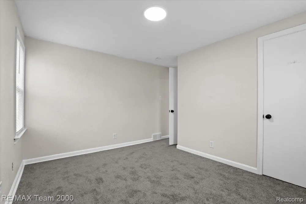 15455 Mapleridge Street Detroit City, MI 48205