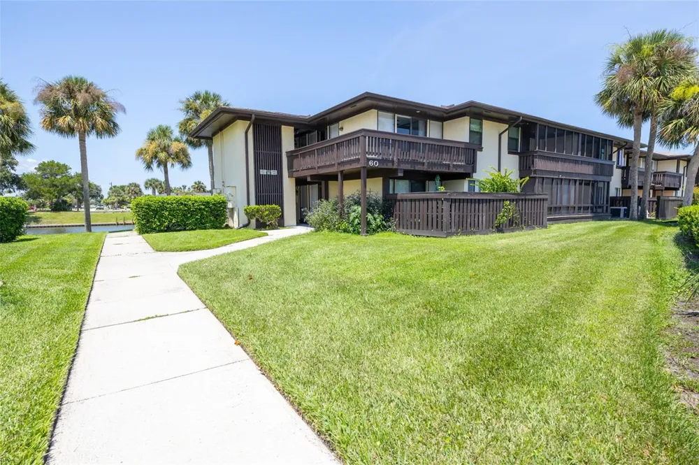 60 CLUB HOUSE DRIVE #208 Palm Coast, FL 32137