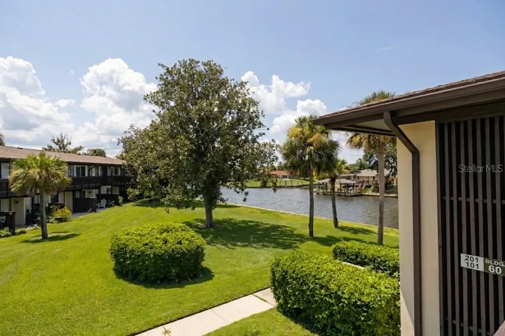 60 CLUB HOUSE DRIVE #208 Palm Coast, FL 32137