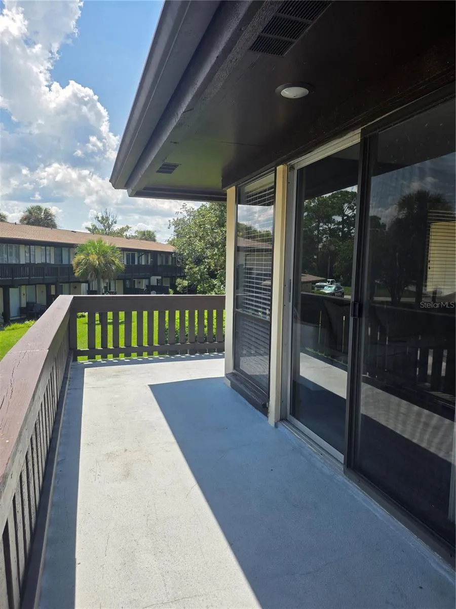 60 CLUB HOUSE DRIVE #208 Palm Coast, FL 32137