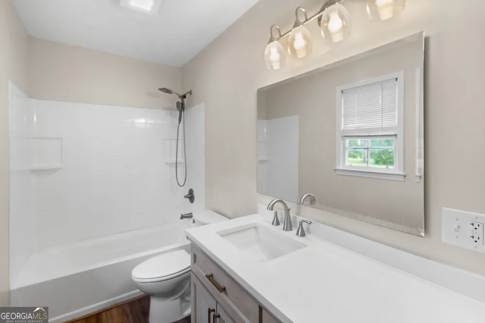 605 Honeysuckle LN Statesboro, GA 30458