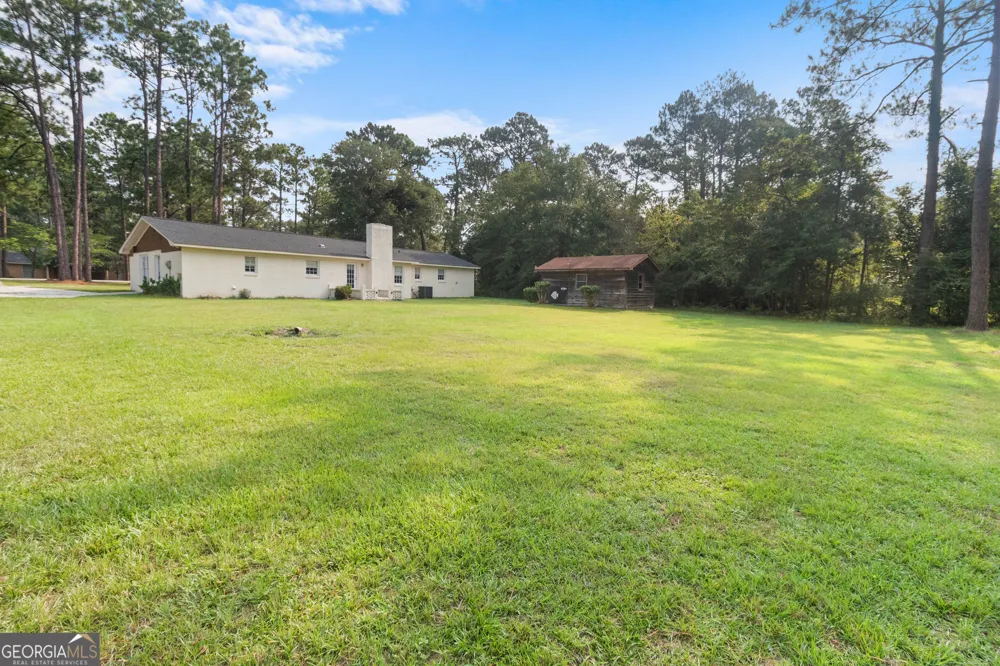 605 Honeysuckle LN Statesboro, GA 30458