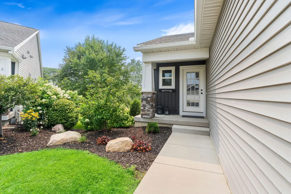 13683 Legends View Court #18 Holland, MI 49424