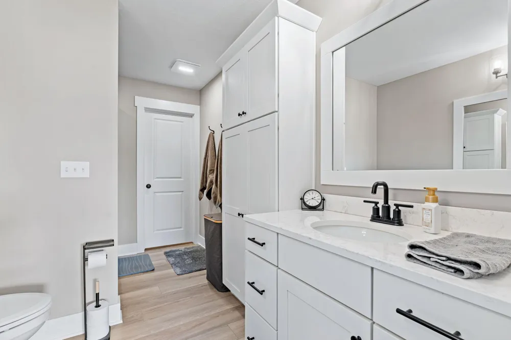 13683 Legends View Court #18 Holland, MI 49424