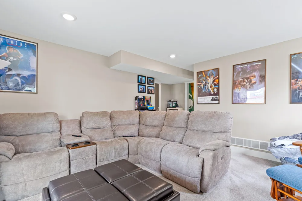 13683 Legends View Court #18 Holland, MI 49424