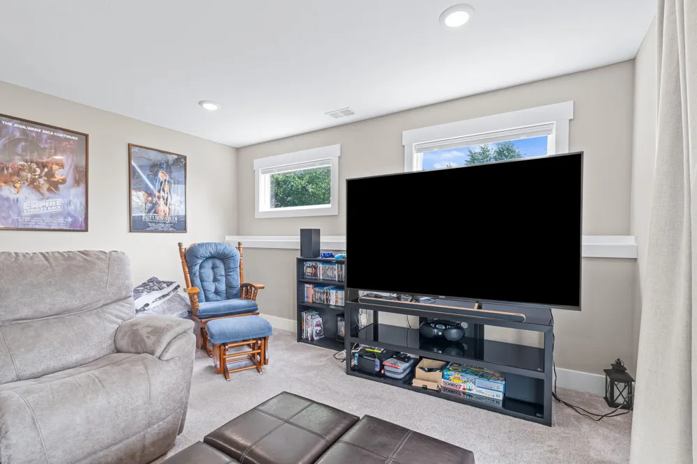 13683 Legends View Court #18 Holland, MI 49424