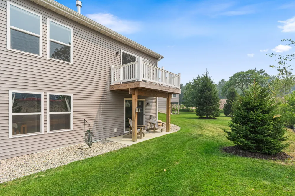 13683 Legends View Court #18 Holland, MI 49424