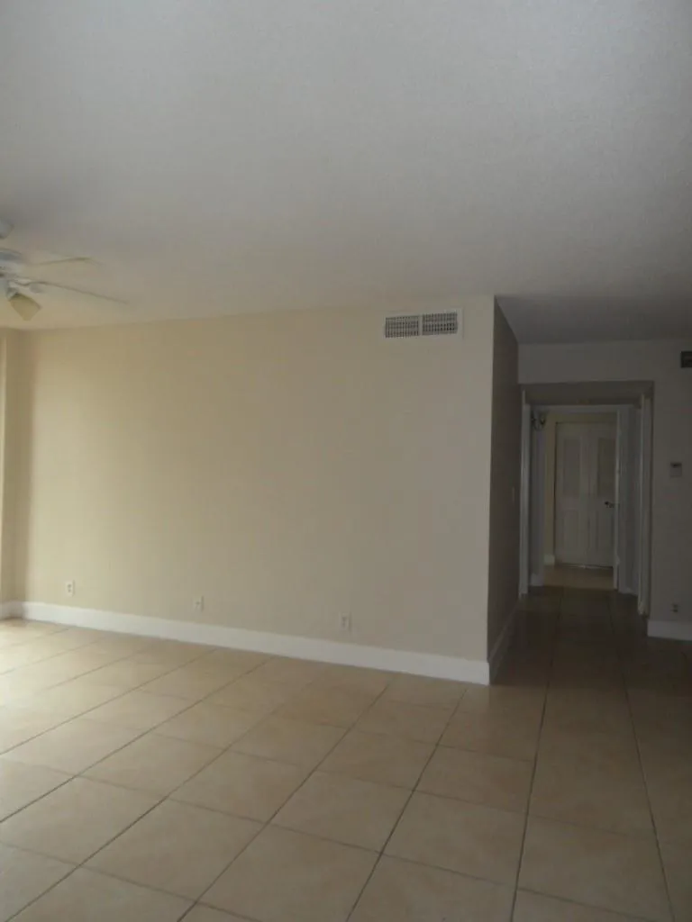 10773 CLEARY BOULEVARD #110 Plantation, FL 33324