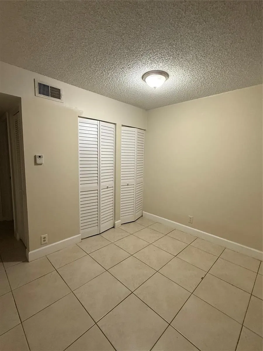 10773 CLEARY BOULEVARD #110 Plantation, FL 33324