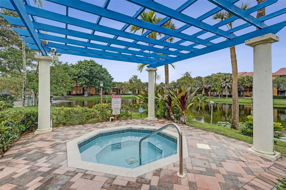 10773 CLEARY BOULEVARD #110 Plantation, FL 33324