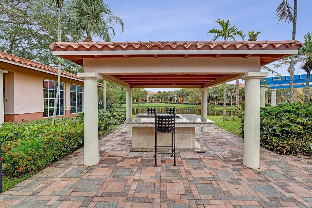 10773 CLEARY BOULEVARD #110 Plantation, FL 33324