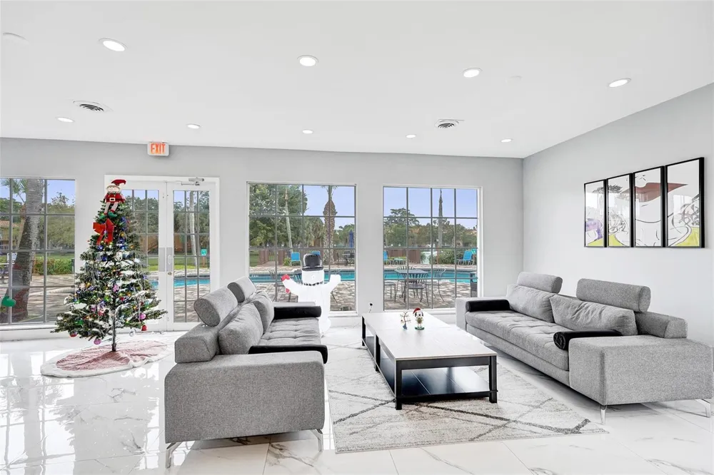 10773 CLEARY BOULEVARD #110 Plantation, FL 33324