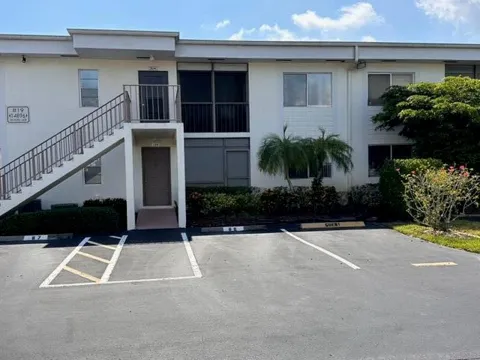 14896 Bal Moral Lane #104