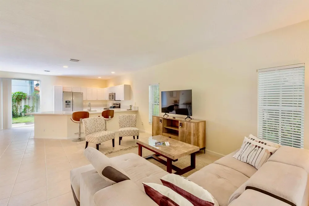 13513 Fountain View Boulevard Wellington, FL 33414