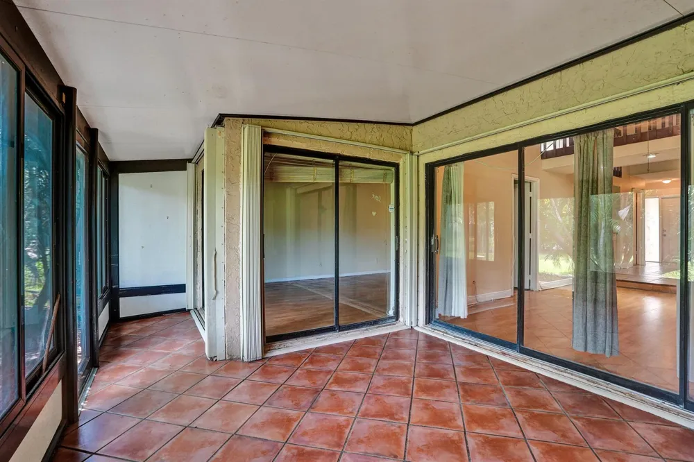 3810 NW 77TH AVENUE Davie, FL 33024