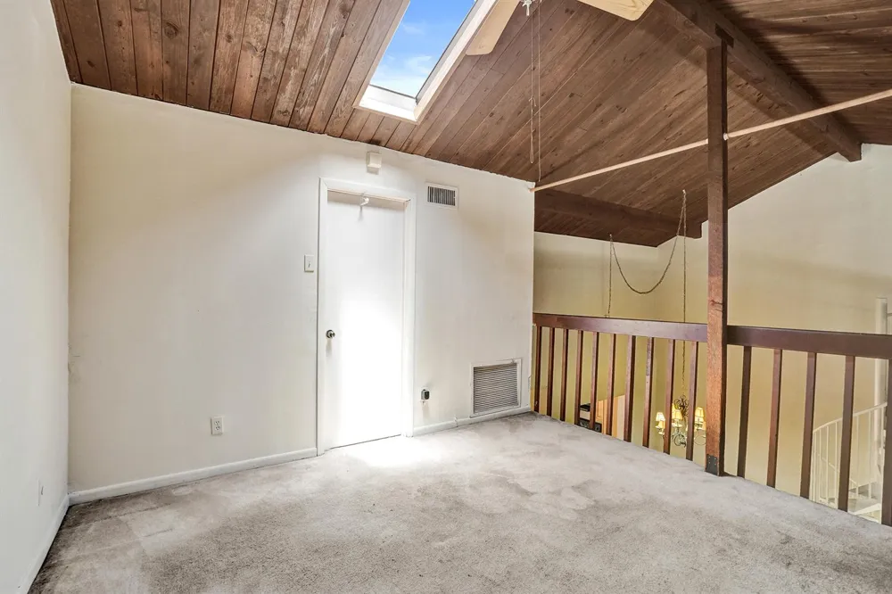 3810 NW 77TH AVENUE Davie, FL 33024