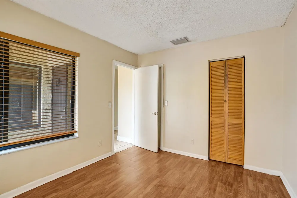 3810 NW 77TH AVENUE Davie, FL 33024