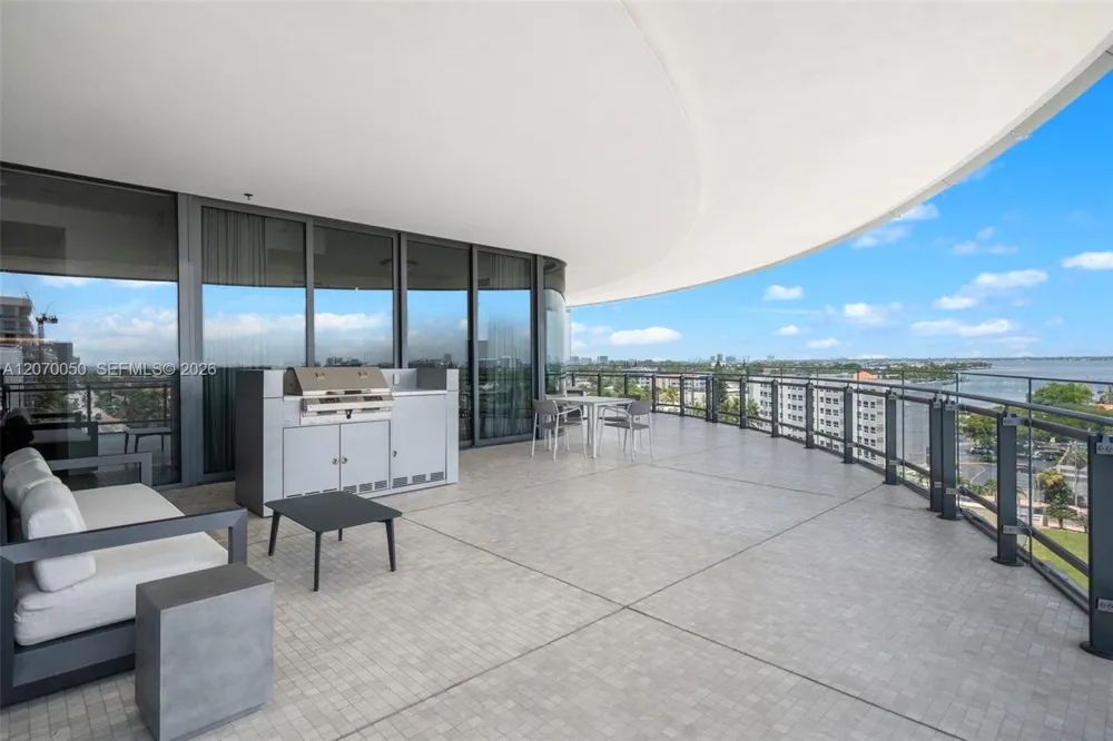 8701 Collins Ave #705 Miami Beach, FL 33154