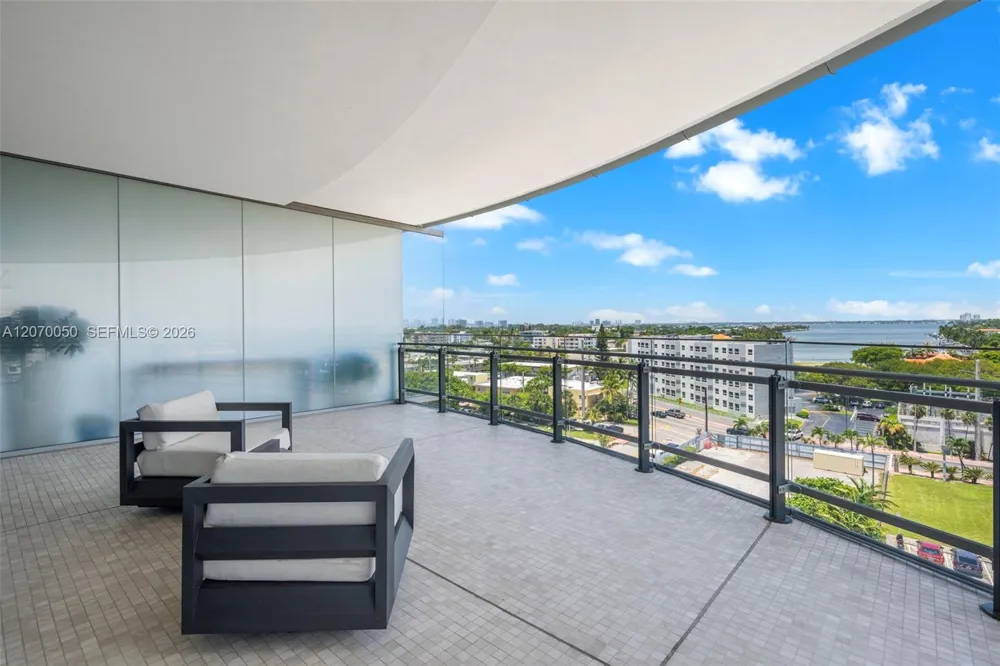 8701 Collins Ave #705 Miami Beach, FL 33154