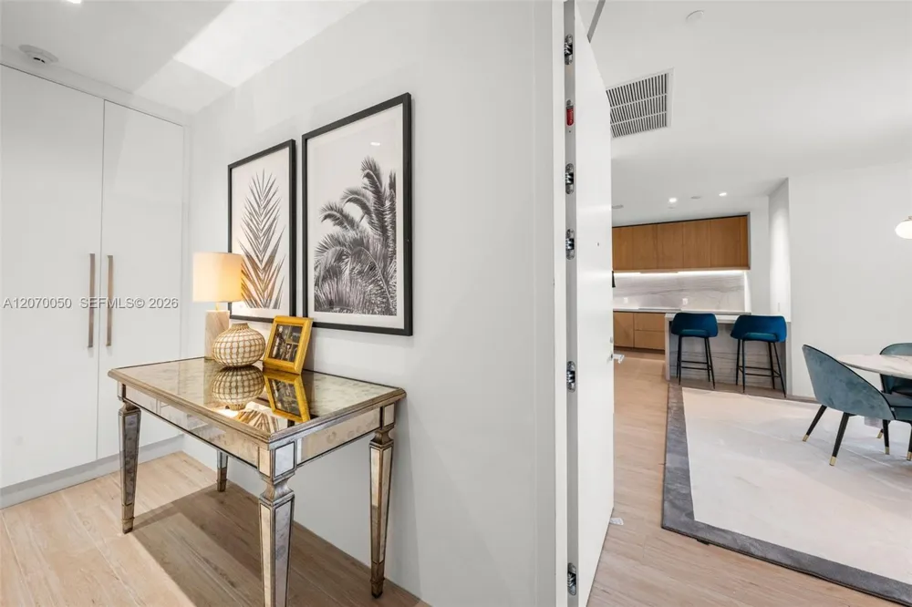 8701 Collins Ave #705 Miami Beach, FL 33154