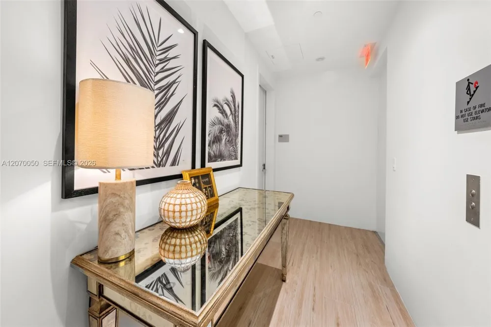 8701 Collins Ave #705 Miami Beach, FL 33154
