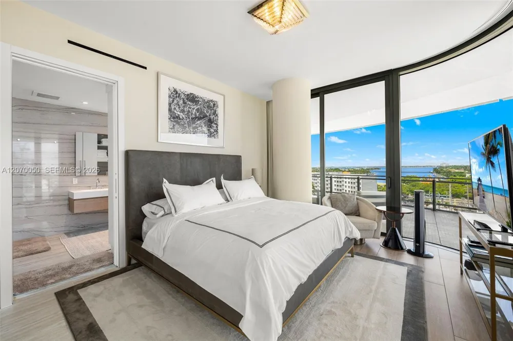 8701 Collins Ave #705 Miami Beach, FL 33154
