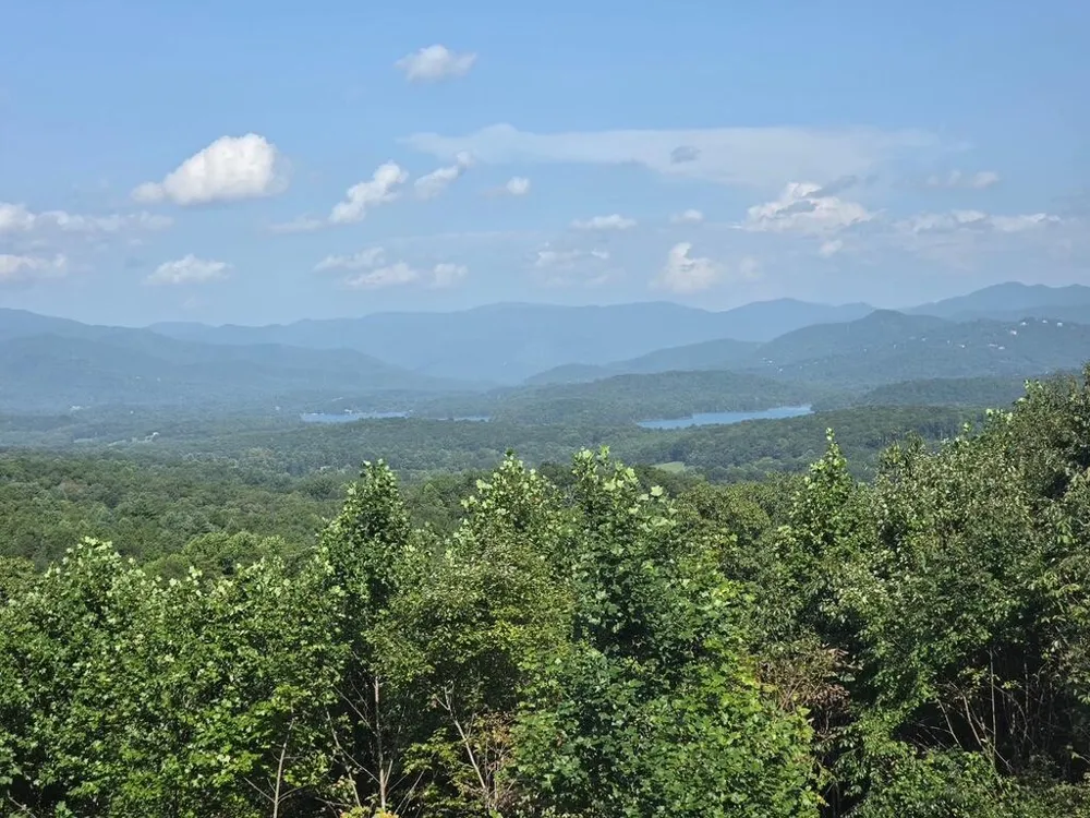 575 Longview Drive Hayesville, NC 28904