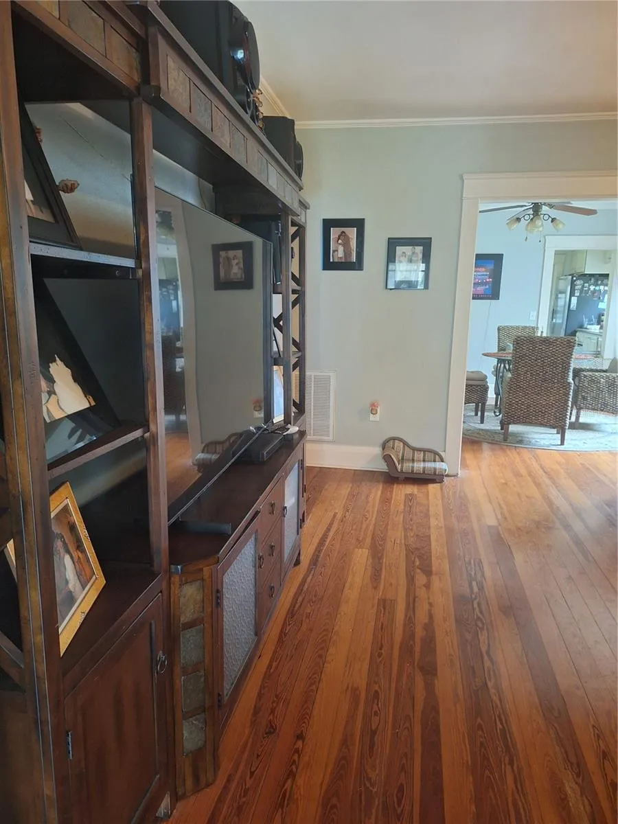 1127 S LAKESHORE BOULEVARD Lake Wales, FL 33853