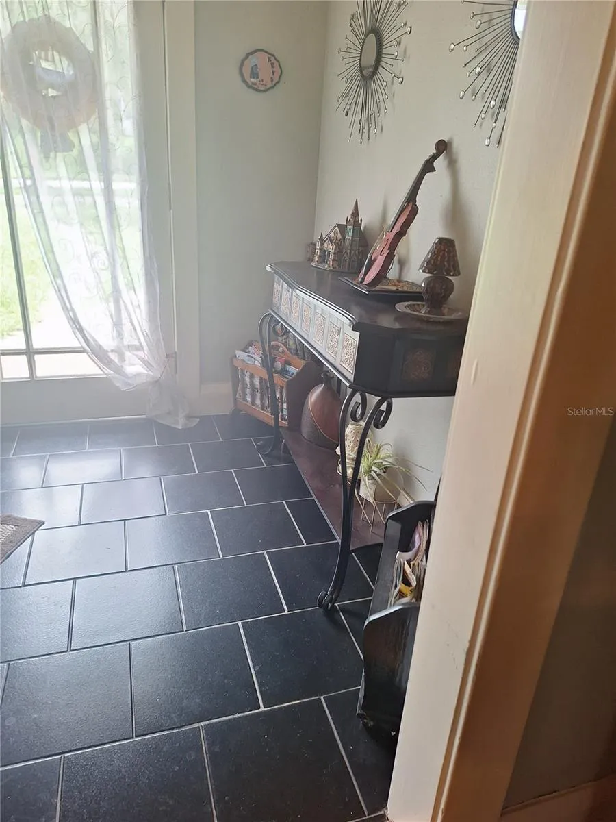 1127 S LAKESHORE BOULEVARD Lake Wales, FL 33853