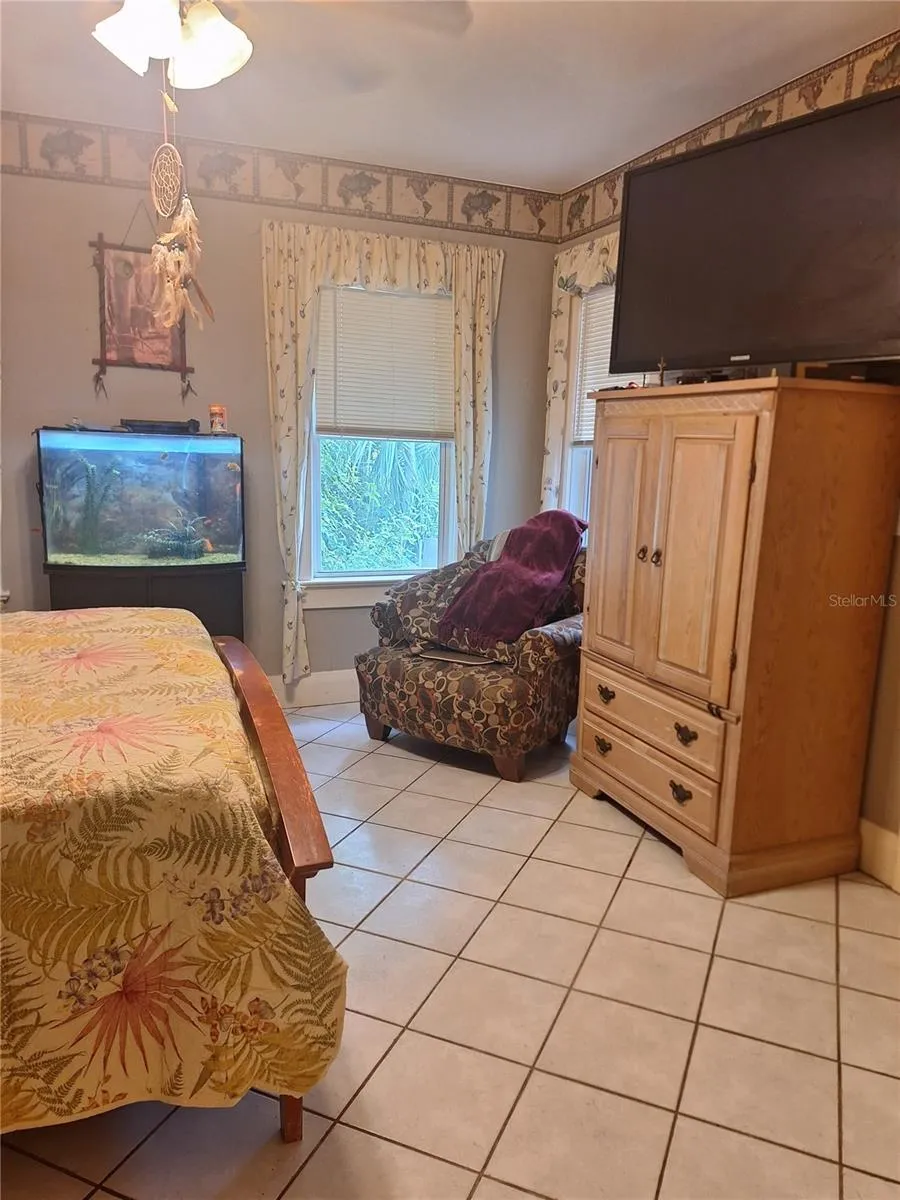 1127 S LAKESHORE BOULEVARD Lake Wales, FL 33853