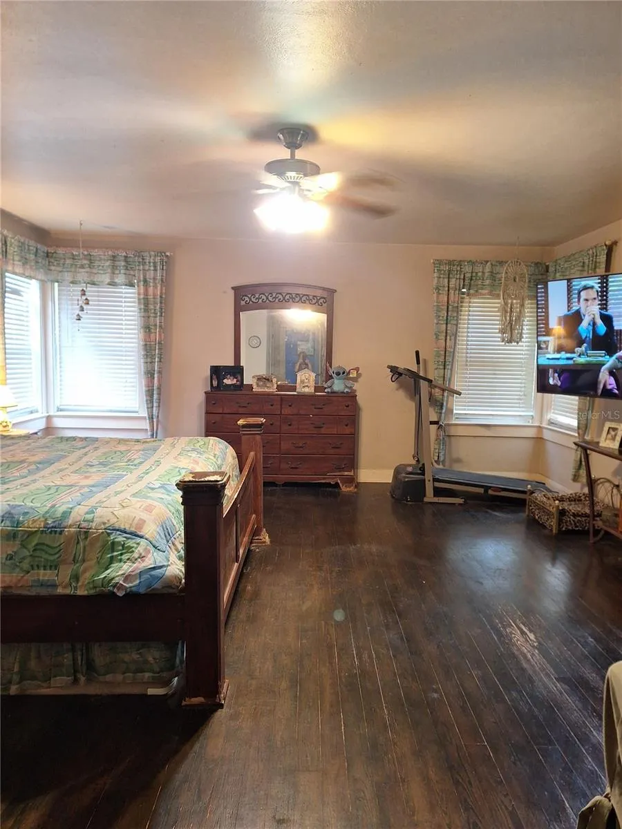1127 S LAKESHORE BOULEVARD Lake Wales, FL 33853