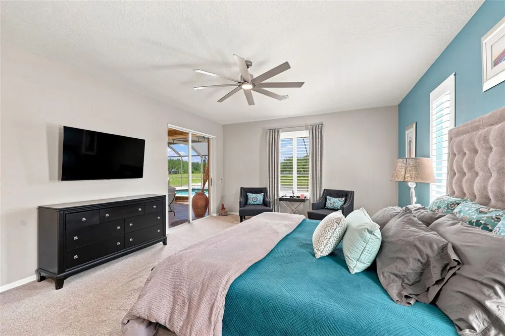 8310 SUMMER GROVE ROAD Tampa, FL 33647