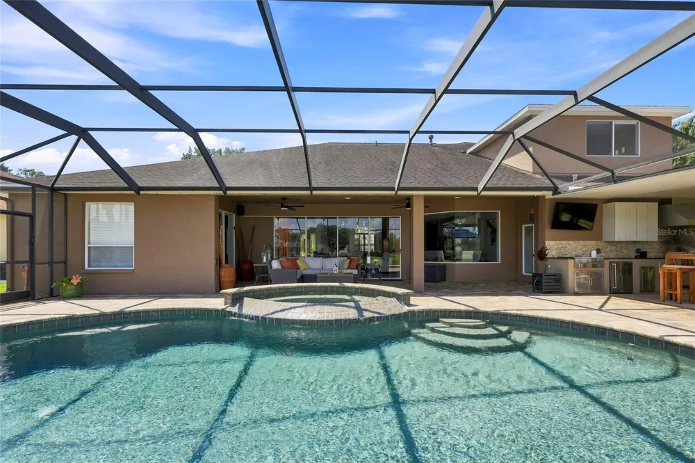 8310 SUMMER GROVE ROAD Tampa, FL 33647