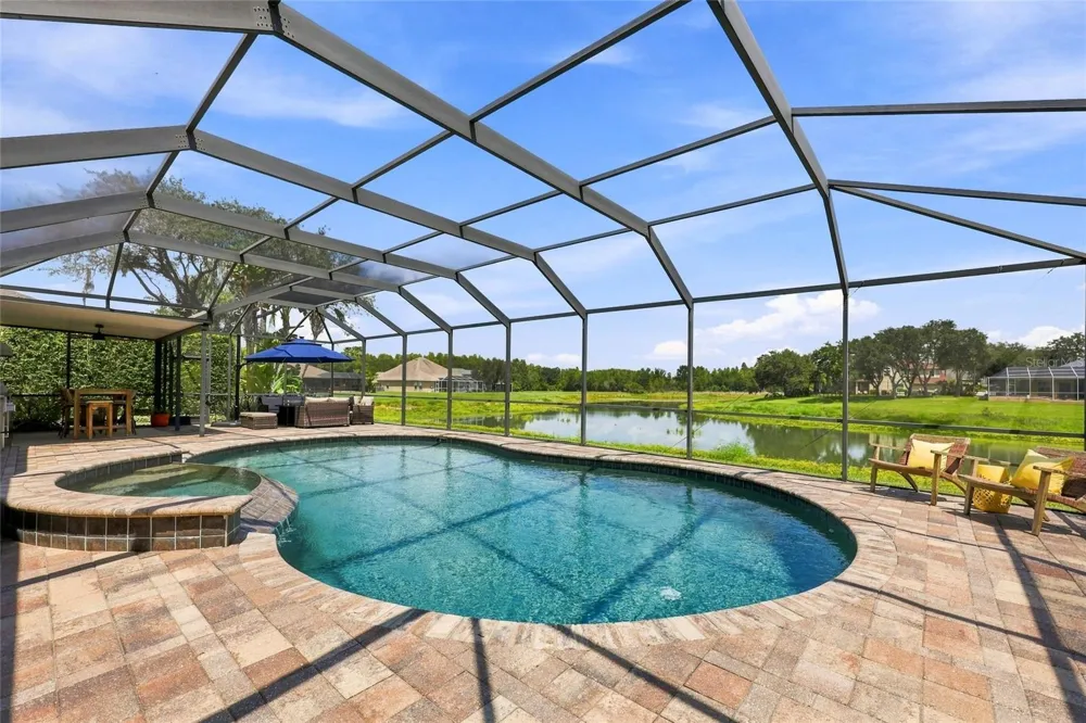 8310 SUMMER GROVE ROAD Tampa, FL 33647