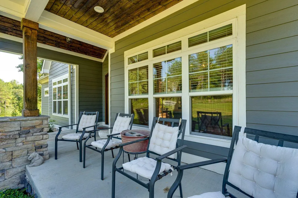 946 Highgate Point Soddy Daisy, TN 37379