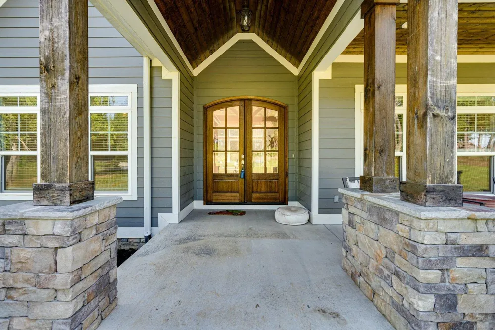 946 Highgate Point Soddy Daisy, TN 37379