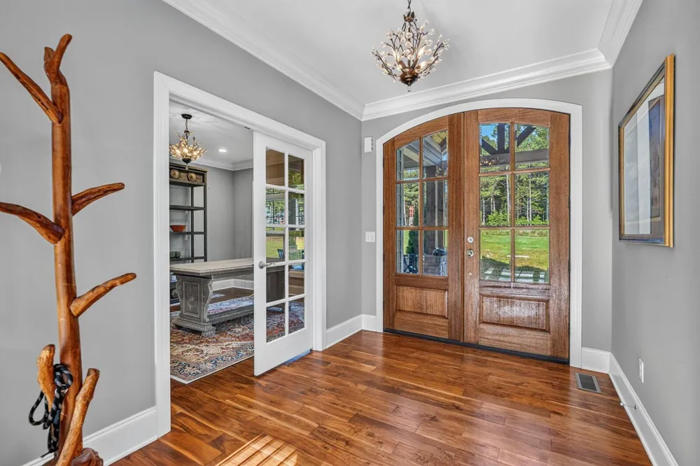 946 Highgate Point Soddy Daisy, TN 37379