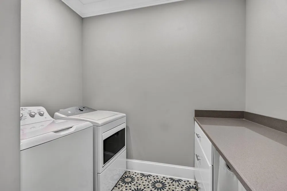 946 Highgate Point Soddy Daisy, TN 37379