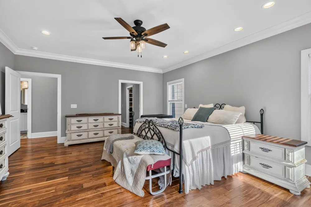 946 Highgate Point Soddy Daisy, TN 37379