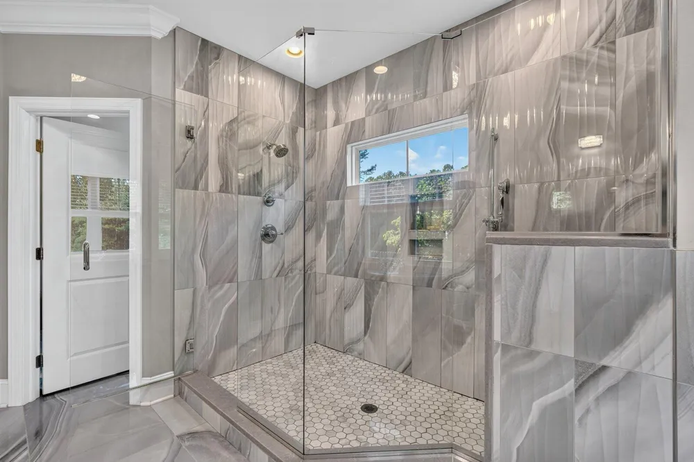 946 Highgate Point Soddy Daisy, TN 37379